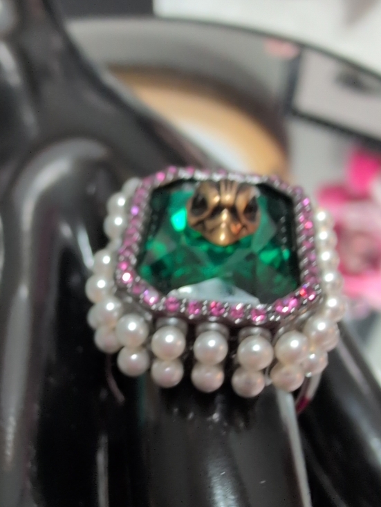 Kurt Geiger Jewelry - Kurt Geiger London Signature Eagle Vintage Gem Cocktail Ring Sz 8 💥 New!